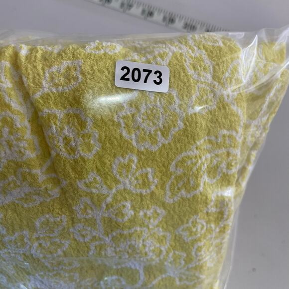 By the River Kaylee Flutter Sleeve Floral Midi Dress Yellow Size Large textured - Picture 15 of 15